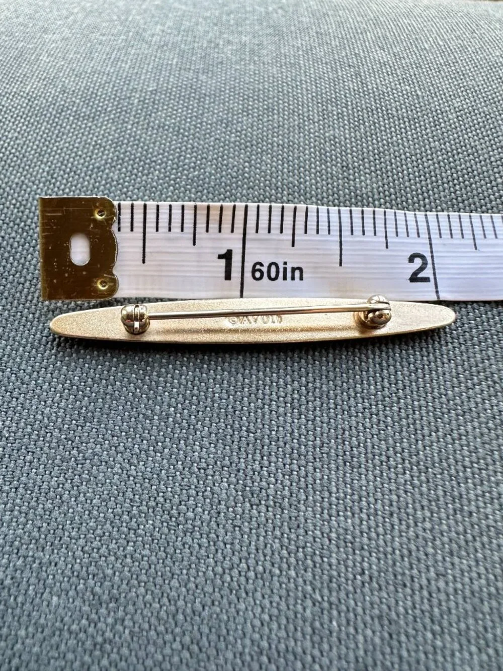 Vintage Avon Gold Tone Bar Brooch Clear Glass Crystal Ornate Scroll Pin 2.5”